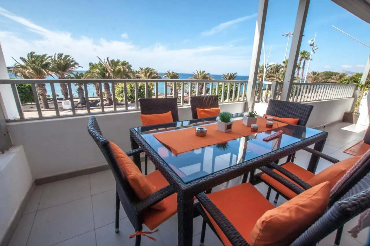 Casa Atlantico On The Front Line With Amazing Sea Views Apartmán Puerto del Carmen (Lanzarote)